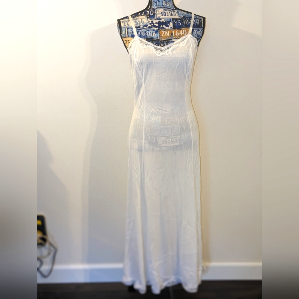 WONDERMAID Full Dress Slip Nightgown Chemises